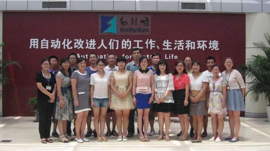 2013年河南高校老师顶岗实训圆满实现.jpg